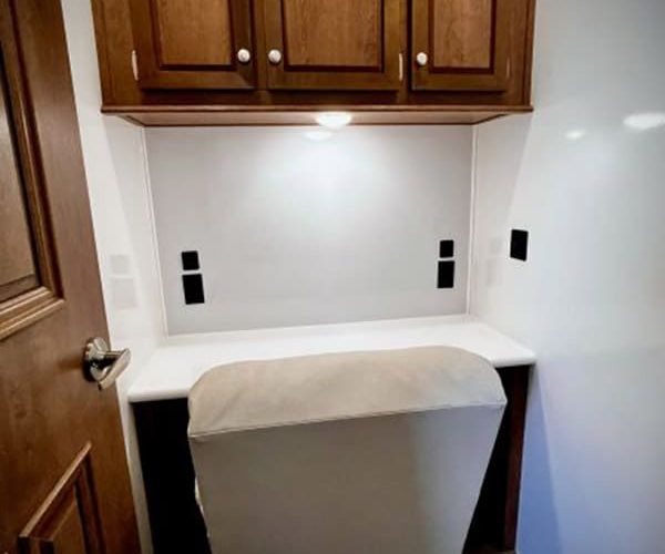 28672 Medical Trailer Office