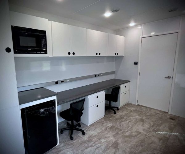 28881-Back-Suite-3