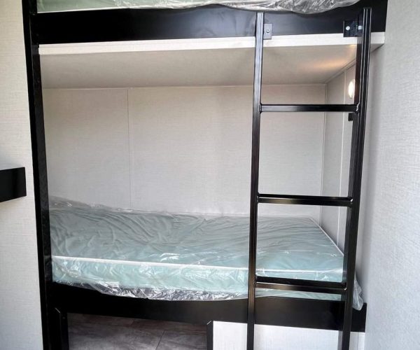 Curbside Double Bunk 8