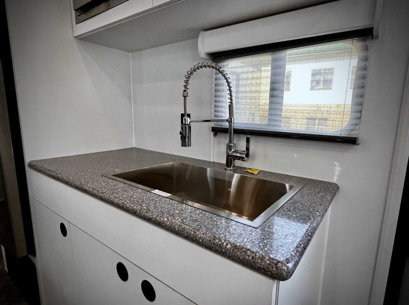 Kitchenette 2