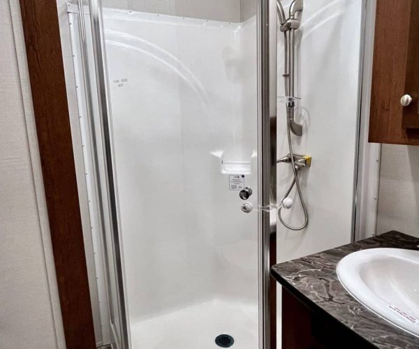 MC (Living QTRs Unit) Bathrooms 4