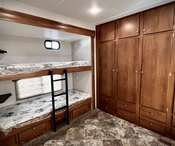 MC (Living QTRs Unit) Bunks 12
