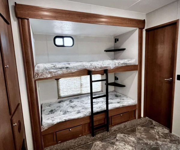 MC (Living QTRs Unit) Bunks 3